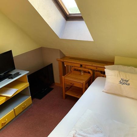 Hotel Mythos Oranienburg Exteriör bild